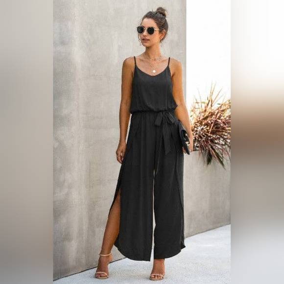 elings Pants - Elings Spaghetti Strap wide leg jumpsuit size M